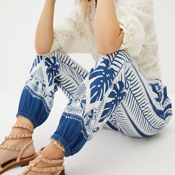 Anthropologie Farm Rio Tropez Joggers Pants - Picture 3 of 9